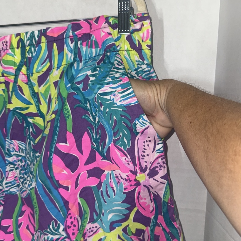 Lilly Pulitzer Floral Party All The Tide 4” Shorts Elastic Waist Pull On XL - Picture 4 of 11